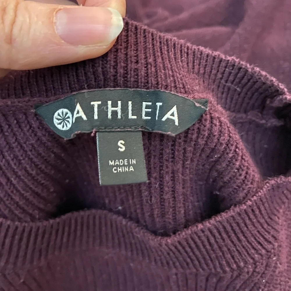 ATHLETA • Women’s Rest Day Pullover Sweater Asymmetrical Burgundy Size Small